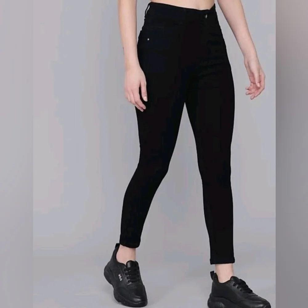 Women Black High Rise Jeans - Picture 2 of 4